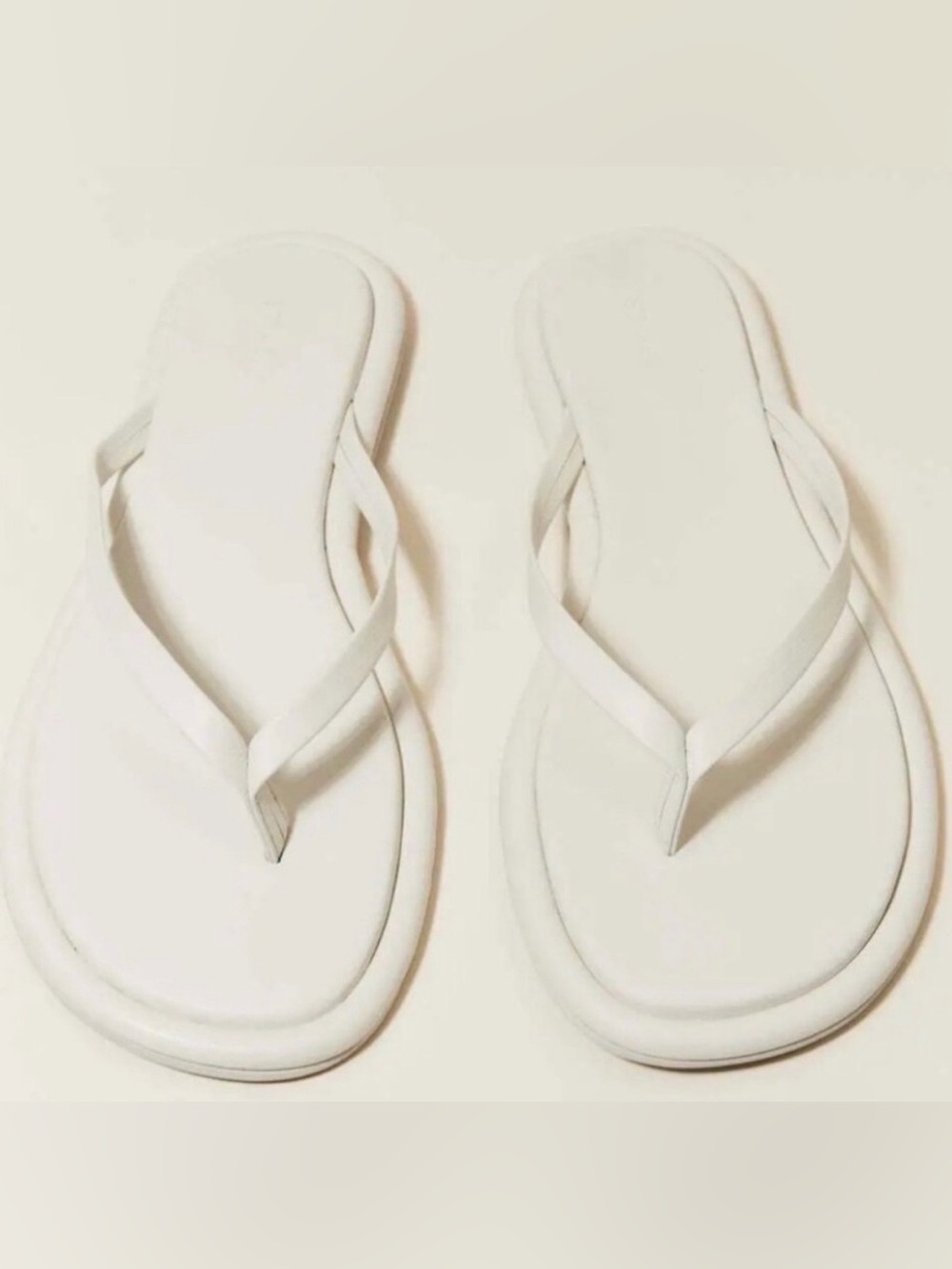 St. Agni White Leather Flip Flop Sandals